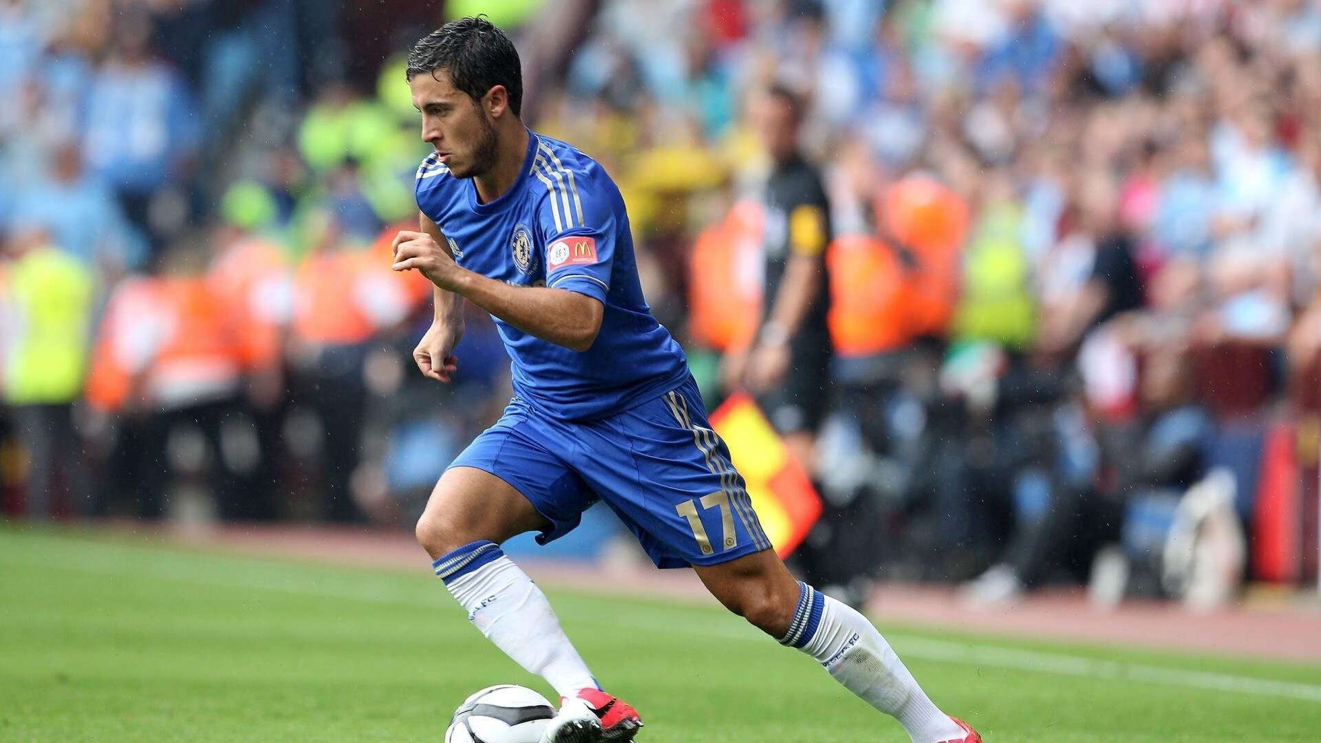 激烈角逐!全国田径锦标赛接力赛上演巅峰对决